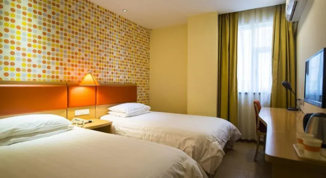 Home Inn Harbin Kaide Plaza Xufu Road Metro Station, Забронировать Отель Нанганг Харбин, рядом с Harbin Xuefu Road Station
