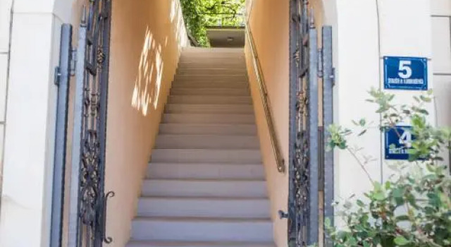 Apartment Cvita, Rezerwuj Apartament Gradac Sibenik-Knin County