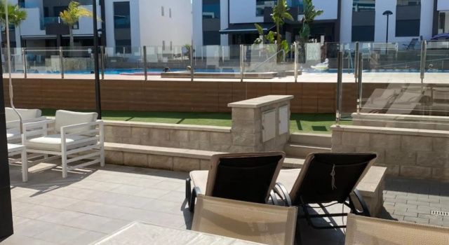 OASIS BEACH 7 - Apartment Lundgren, Забронировать Апартаменты/квартира Отели Коста-Бланка с бассейном, Бассейн