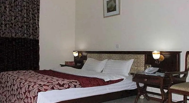Diamond 1, Boek Hotel Doha hotels met ontbijt, Ontbijt