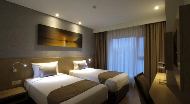 Phòng Superior phòng Hotel AYOLA Lippo Cikarang
