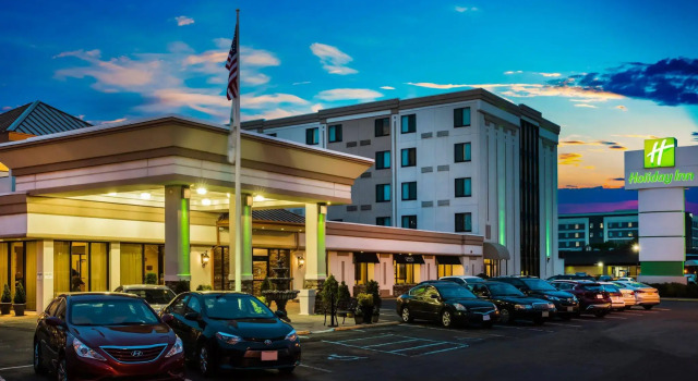 Holiday Inn Hasbrouck Heights-Meadowlands, Rezervovat Hotel Hasbrouck Heights Meadowlands