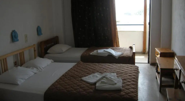 Двухместный номер Standard с балконом Myrmidon Hotel