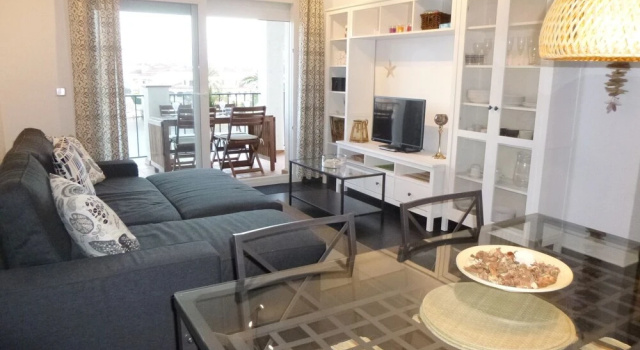 Apartment With a View of the Canal and the Communal Pool, Забронировать Апартаменты/квартира Эмпуриабрава Alt Empordà