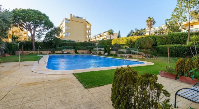 Апартаменты Calahonda Royale Seaview Suite