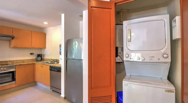 Номер Standard с 2 комнатами с балконом и с видом на улицу Riviera Maya Suites