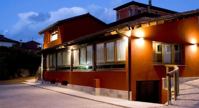 Hotel y Apartamentos El Camín, Забронировать Отель Поо-де-Льянес Косте-Верде