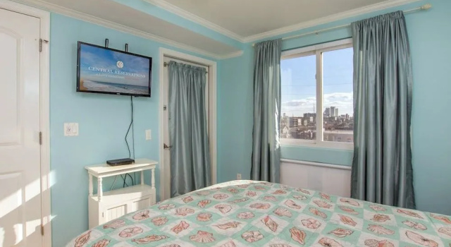 Makai 402 (bay View)