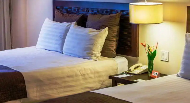 Coronado Golf & Beach Resort, Забронировать Курортный отель Бизнес-отели Чаме, 4* 5*