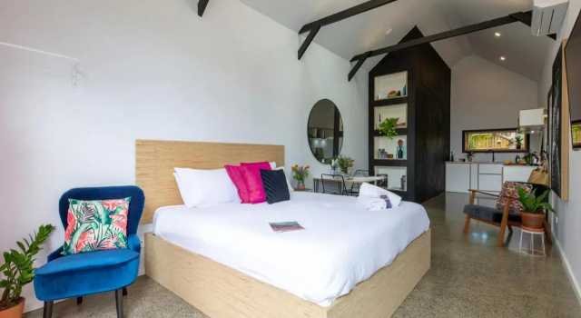 Nowra Studio Barn, Book Hotel Nowra Shoalhaven