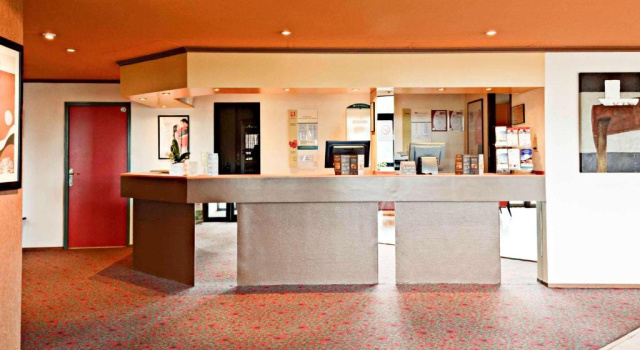 Hôtel Ibis Nevers, Забронировать Отель Отели Невер с завтраком, рядом с Ducal Palace of Nevers, Завтраки