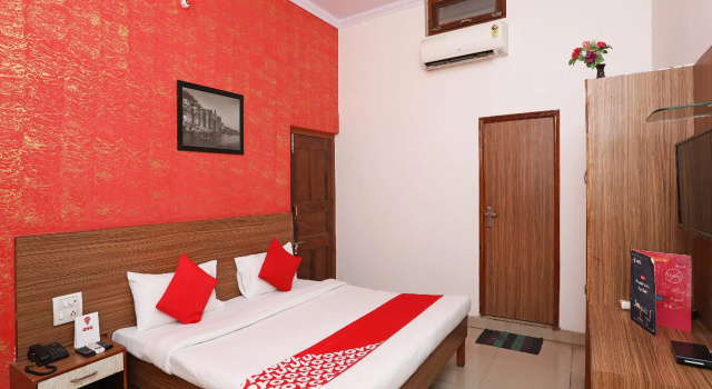 Hotel O Haveli Inn, Забронировать Отель Недорогие отели Варанаси, недорого