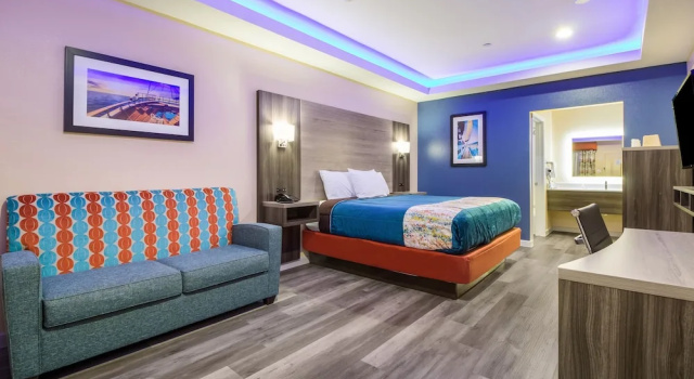 Scottish Inn & Suites Houston Willowbrook, Varaa Hotelli Houston Houston