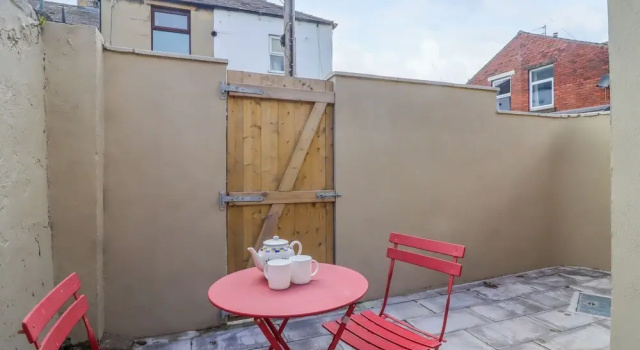 49 Waddington Road