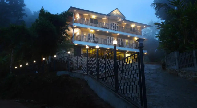 Casa Amari Plantaion Resort Munnar, Забронировать Курортный отель Идукки штат Керала