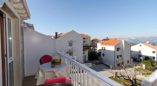 Студия с балконом и с видом на море Apartments Senjo