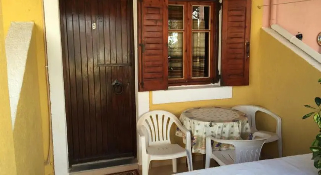 Athina Rooms, Забронировать Апартаменты/квартира Врухас East Crete