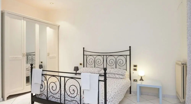 Apartment at the Foot of Mt. Vesuvius, Varaa Huoneisto Trecase Campania