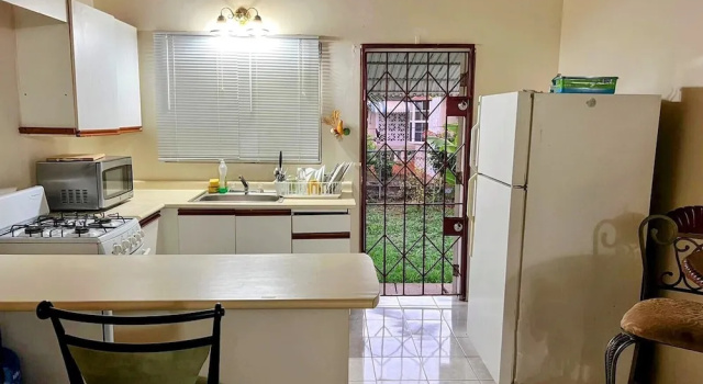 Private and Cozy home, Забронировать Дом для отпуска Коттеджи Сент-Джеймс, Коттедж