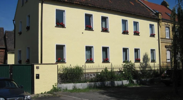 Landhaus Flughafen Messe, Varaa Lomakoti Freiroda Saksi