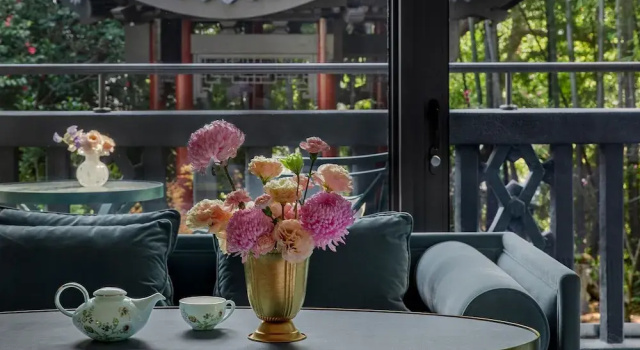 Номер Premier The Silk Lakehouse, Shangri-La Hangzhou
