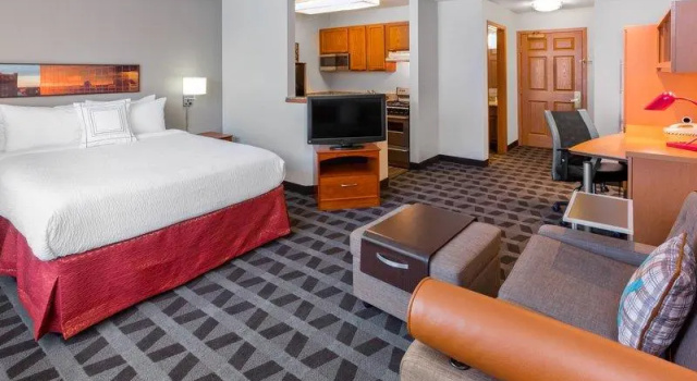 Четырёхместный люкс с 2 комнатами TownePlace Suites by Marriott -Minneapolis West/StLouis Park