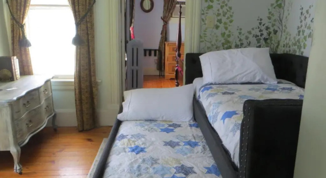 Семейный люкс Cooperstown Bed and Breakfast