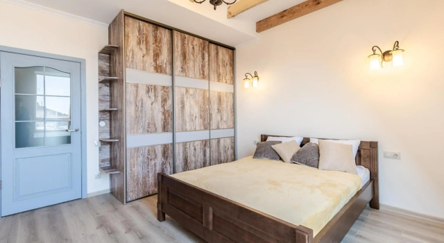 InshiApartments on Hazova str 4, Забронировать Апартаменты/квартира Львов Львовская область, рядом с Галерея Хердан
