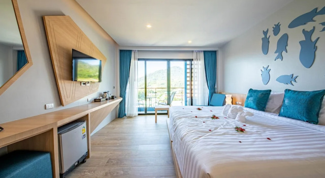 Deluxe Double room Sea View Golden Paradise Hotel - SHA PLUS