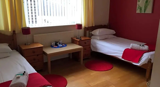 Red Lion Accommodation, Varaa Hotelli Abingdon 