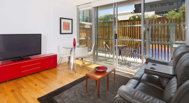 Апартаменты Port Melbourne Executive Living
