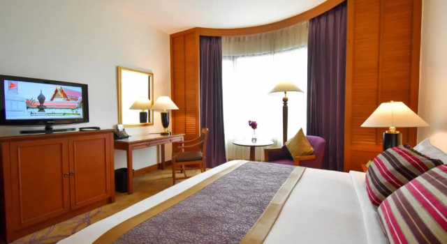 Двухместный номер Deluxe Century Park Hotel