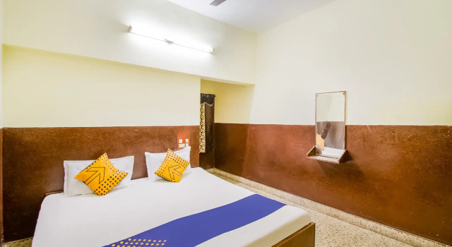 SPOT ON 69409 Hotel Sri New Sai Chandra, Забронировать Отель Отели Гунтур 3 звезды, 3*