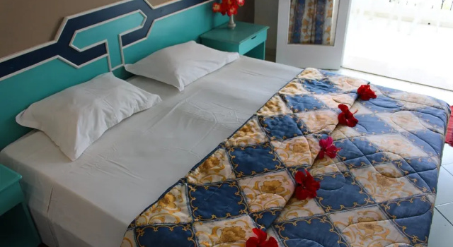 Одноместный номер Standard с балконом Emira Hotel
