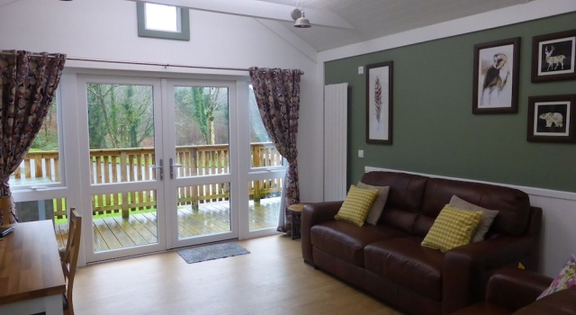 Squirrel Lodge 40 With Hot Tub, Newton Stewart