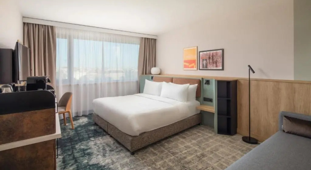 Двухместный клубный номер Premium Crowne Plaza Budapest by IHG