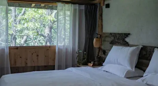 Двухместный семейный люкс с красивым видом из окна Yunfan Shanju Snow Mountain View Inn (Lijiang Shuhe Ancient Town)