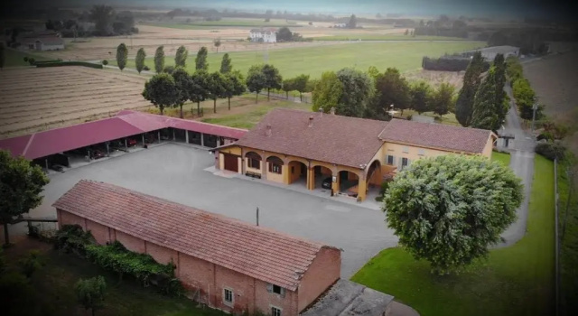 Cascina Merlanetta, Забронировать Отель Отели Пьемонта с парковкой, Парковка