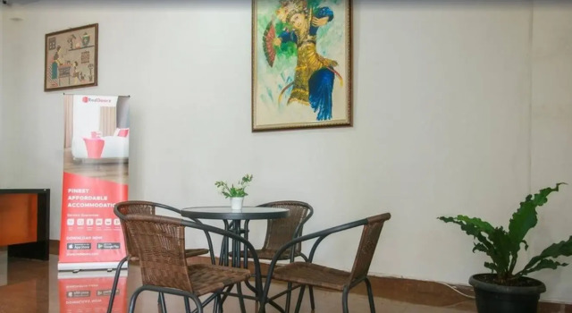 RedDoorz Syariah near Universitas Jenderal Soedirman, Rezerwuj Hotel Purwokerto Central Java