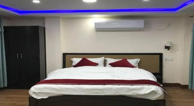 MeroStay  140 Hotel Paradise, Забронировать Отель Отели Morningside с парковкой, Парковка
