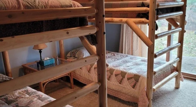 Cable Townhome #3 3 Bedroom Condo by RedAwning, Đặt Nhà nghỉ dưỡng Cable Wisconsin