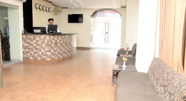 Mirage Hotel, Book Hotel Lahore Pakistan, nær Chauburji