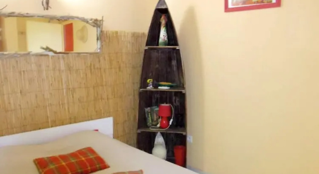 Bungalow With one Bedroom in Guadeloupe, With Pool Access, Enclosed Ga, Забронировать Дом для отпуска Отели Сент-Анн с парковкой, Парковка