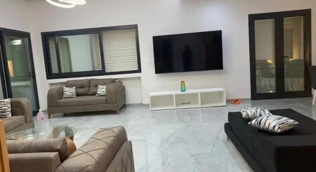 Appartamento di lusso a V785+3V9 Tunis, Rezervovat Apartmán Tunis Tunis