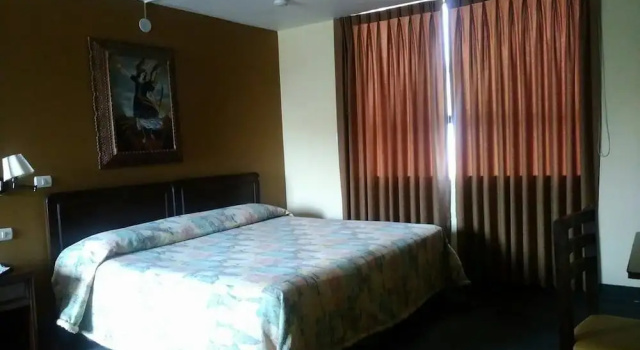 Полулюкс Cesar's Hotel La Merced