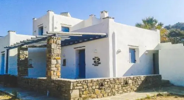 Light And Airy Studio With Stunning Sea Views