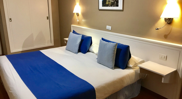Coral La Quinta Park Suites