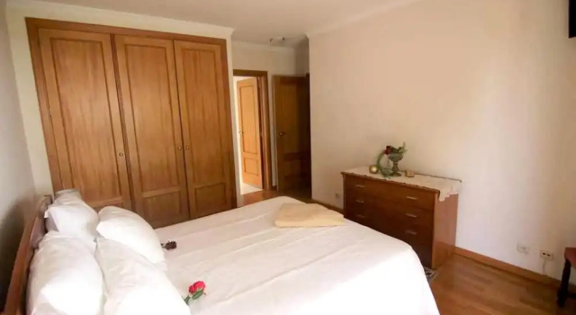 Apartment With 2 Bedrooms in Sâo Martinho, Funchal, With Furnished Balcony and Wifi, Забронировать Апартаменты/квартира Отели Фуншал с парковкой, рядом с Монастырь Санта-Клара-а-Велья, Парковка