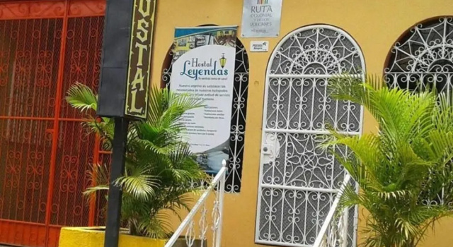 Hostal Leyendas, Забронировать Отель Отели Леона с завтраком, Завтраки