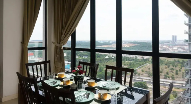 Lux Dpristine 3BR Home w Views, 5mins to Legoland